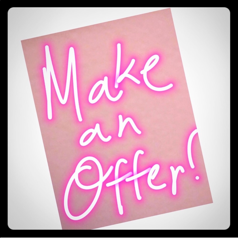 Make me an offer! Everything must go! ✨😉